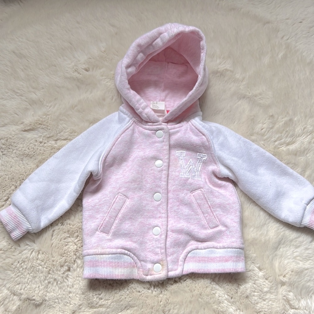 H&M Baby Girl’s Button Down Hoodie Jacket Size 4-6m.